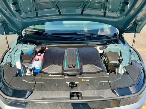 Used 2022 Hyundai Ioniq 5 SE w/ Cargo Package image 10
