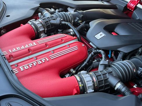 Used 2025 Ferrari 12Cilindri RWD image 41