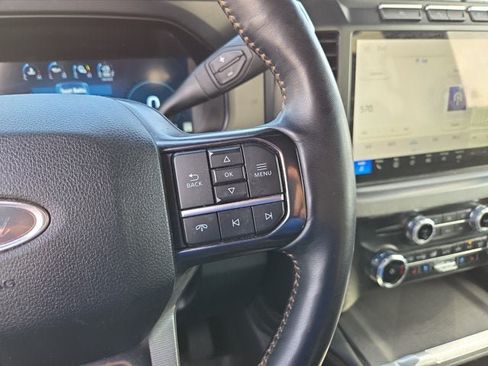 Used 2023 Ford F250 Platinum w/ FX4 Off-Road Package AWD/4WD image 20
