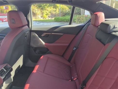 New 2026 BMW 530i xDrive 530i xDrive image 13