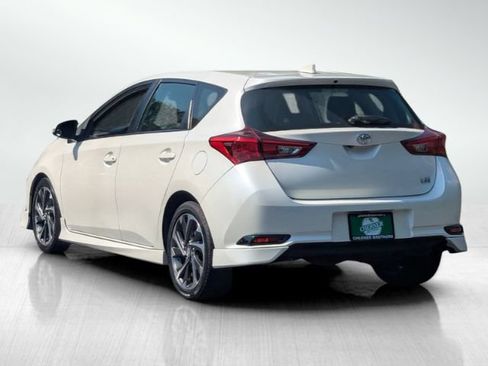 Used 2018 Toyota Corolla iM w/ All-Weather Mat Package FWD image 6