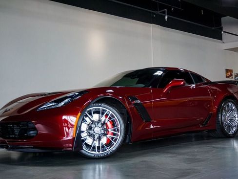 Used 2018 Chevrolet Corvette Z06 RWD image 1