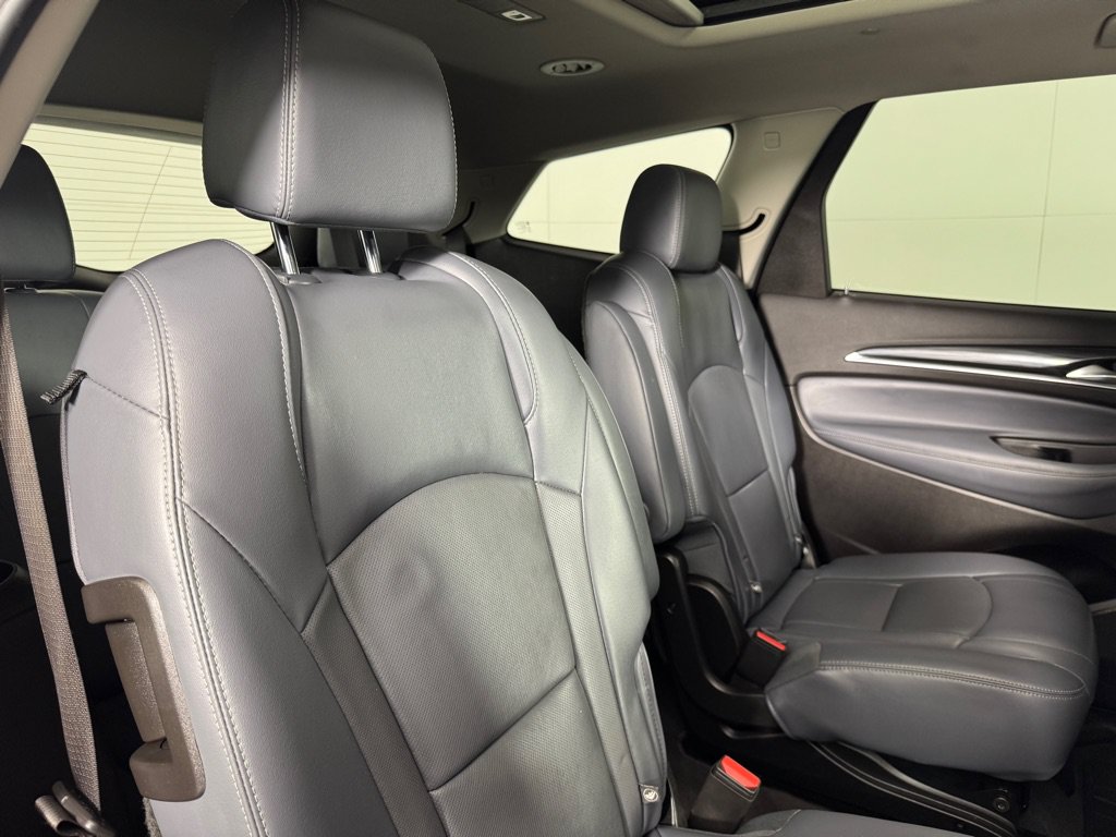 Used 2019 Buick Enclave Essence AWD/4WD image 28
