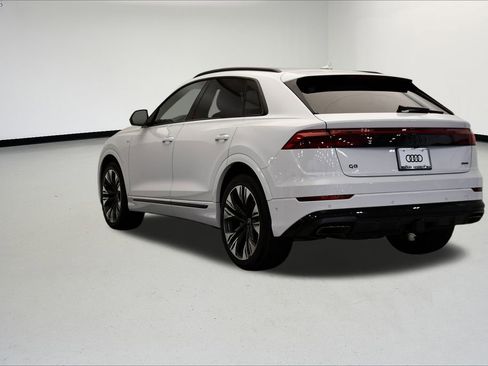 New 2026 Audi Q8 Premium Plus image 3