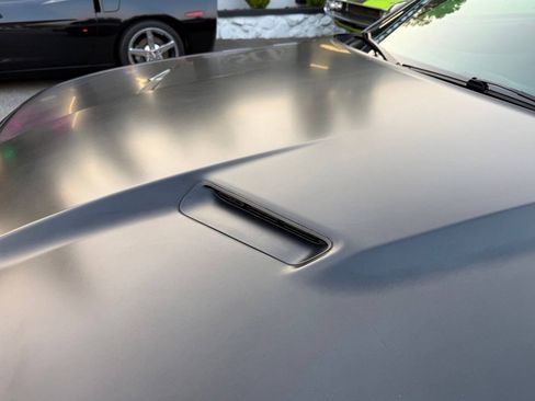 Used 2018 Dodge Challenger R/T Scat Pack RWD image 9