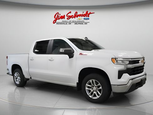 Used 2023 Chevrolet Silverado 1500 LT w/ Z71 Off-Road Package AWD/4WD image 1