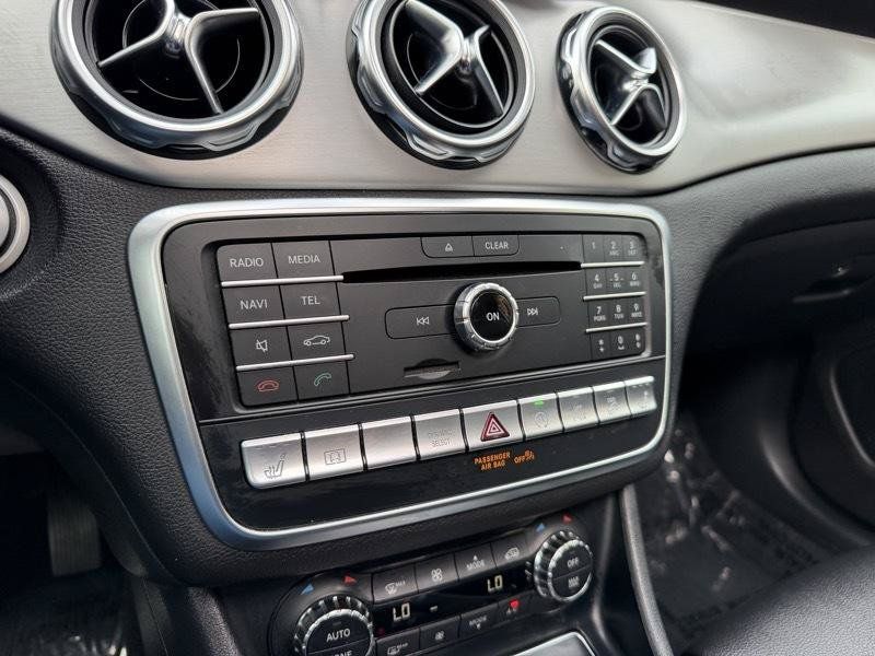 Used 2018 Mercedes-Benz GLA 250 4MATIC image 64