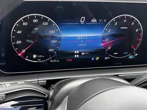 Certified 2025 Mercedes-Benz GLS 450 4MATIC image 31