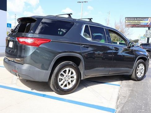 Used 2020 Chevrolet Traverse LT image 6
