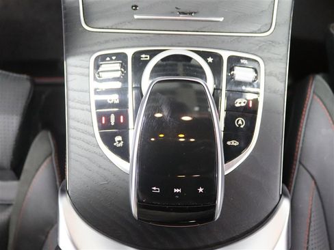 Used 2018 Mercedes-Benz GLC 43 AMG 4MATIC image 38