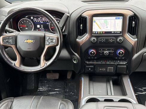 Used 2022 Chevrolet Silverado 1500 High Country w/ Z71 Off-Road Package AWD/4WD image 28