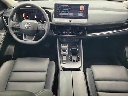 Used 2025 Nissan Rogue SL w/ SL Premium Package FWD image 13