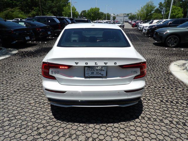 Certified 2025 Volvo S60 T8 Plus AWD/4WD image 7