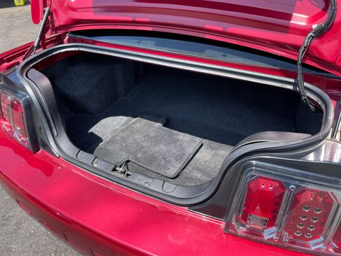 Used 2006 Ford Mustang GT image 29