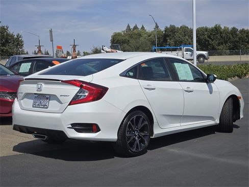 Used 2020 Honda Civic Sport image 4