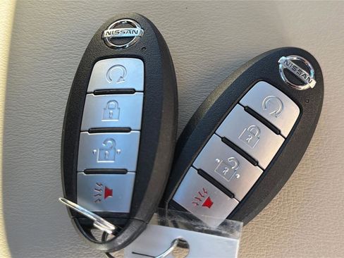 Used 2021 Nissan Murano SV w/ SV Special Edition Package image 35