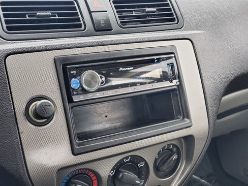 Used 2007 Ford Focus image 17