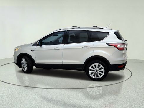 Used 2017 Ford Escape Titanium FWD image 13