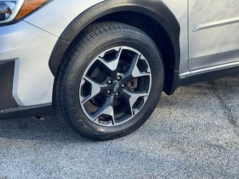 Used 2019 Subaru Crosstrek 2.0i Premium image 2