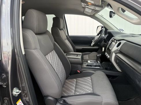 Used 2019 Toyota Tundra SR5 w/ SR5 Upgrade Package image 28