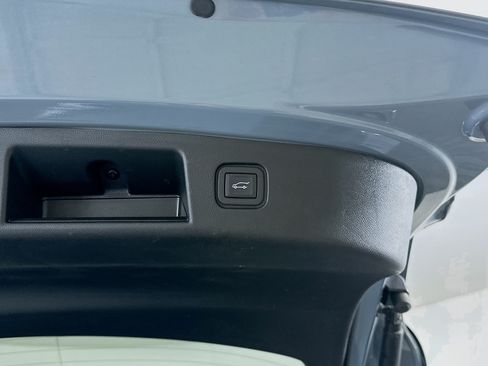 Used 2024 Honda Prologue Touring image 30