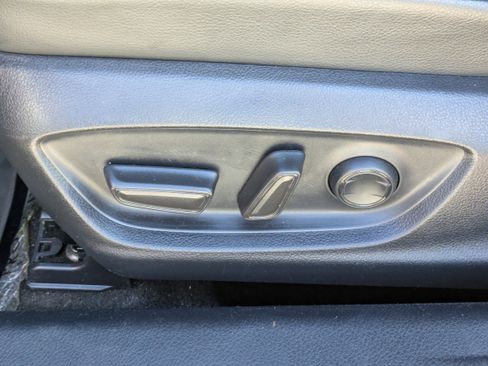 Used 2023 Toyota Camry SE FWD image 22