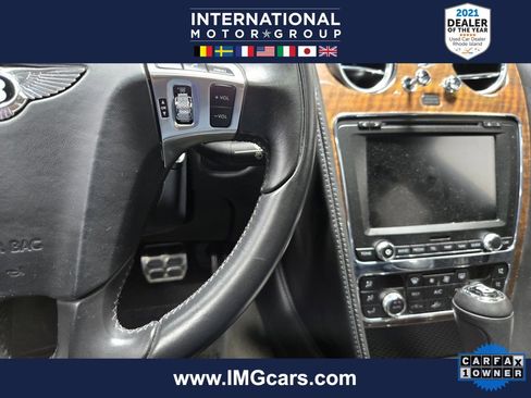 Used 2018 Bentley Flying Spur V8 image 17