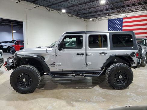 Used 2021 Jeep Wrangler Unlimited Sport AWD/4WD image 13