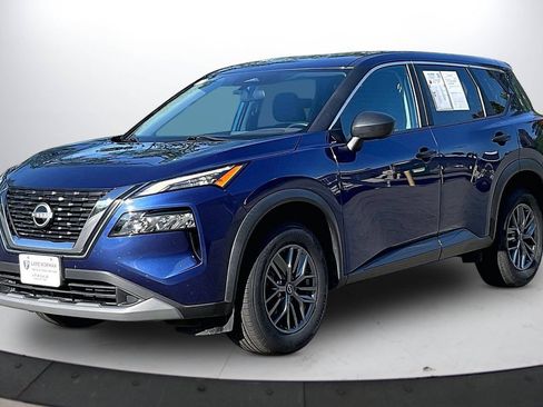 Used 2023 Nissan Rogue S FWD image 4