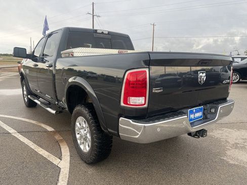 Used 2018 RAM 2500 Laramie AWD/4WD image 3