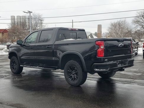 Used 2024 Chevrolet Silverado 1500 ZR2 image 4