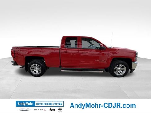 Used 2018 Chevrolet Silverado 1500 LT w/ All Star Edition AWD/4WD image 8