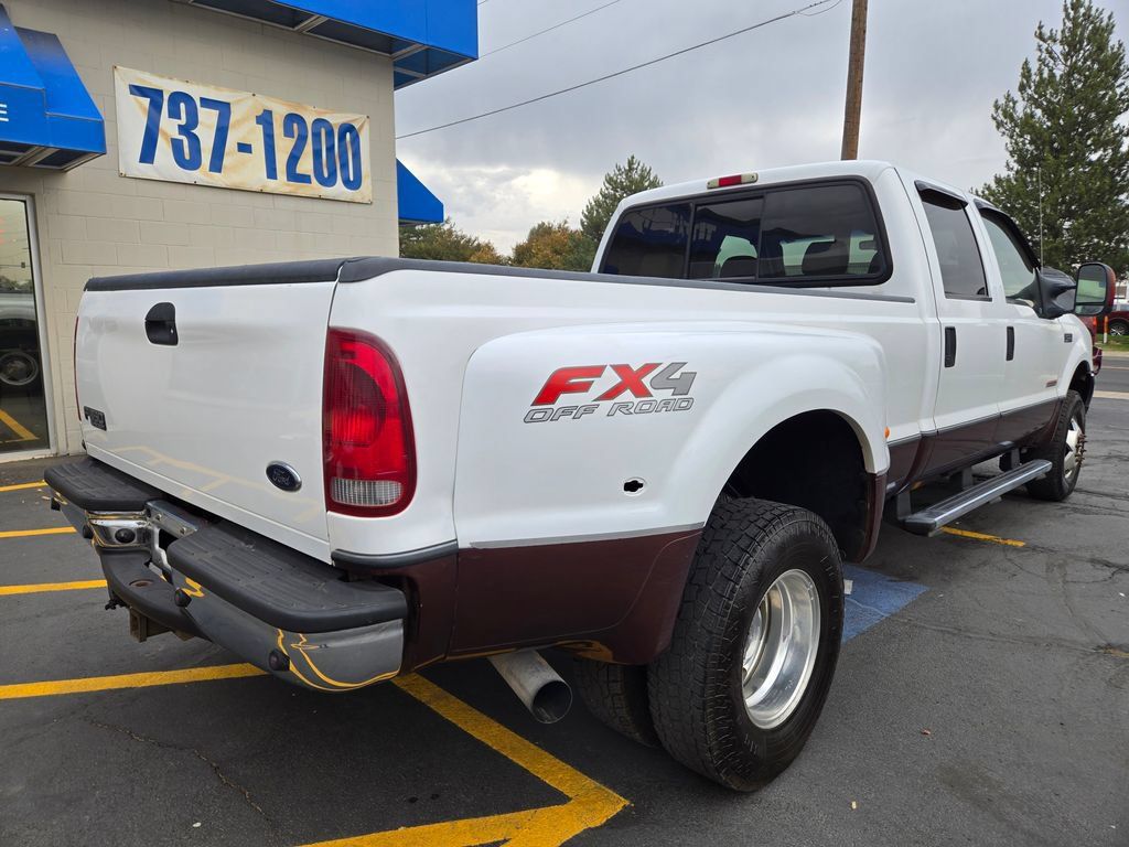 Used 2004 Ford F350 4x4 Crew Cab DRW Super Duty image 4
