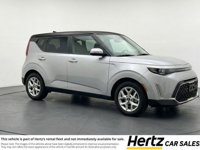 Used 2025 Kia Soul LX w/ LX Technology Package