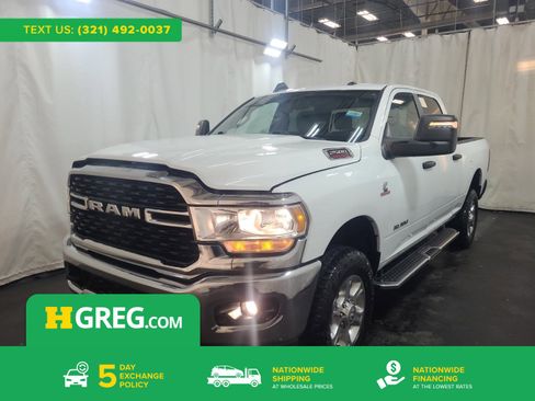Used 2024 RAM 2500 Big Horn w/ Off Road Package AWD/4WD image 1