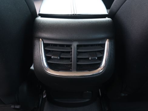 Used 2023 Chevrolet Malibu LT FWD image 13