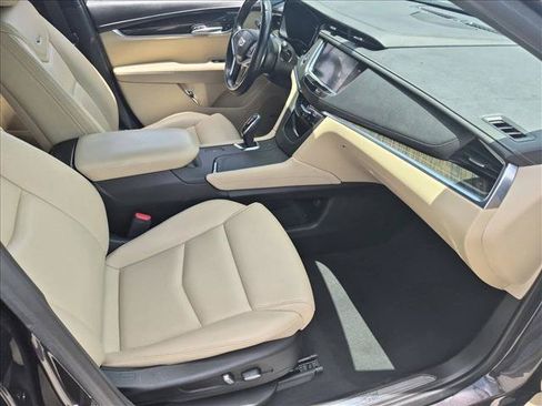 Used 2018 Cadillac XT5 FWD w/ LPO, Wheel Lock Package image 20