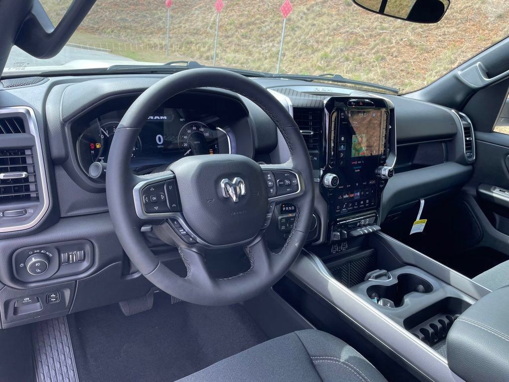 New 2026 RAM 1500 Big Horn AWD/4WD image 11