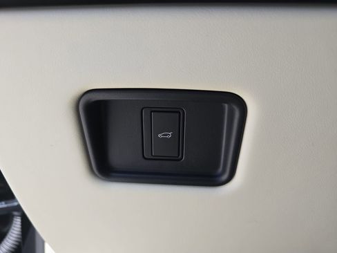 New 2026 Land Rover Range Rover SE AWD/4WD image 27