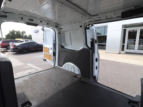 Certified 2022 Ford Transit Connect XL FWD image 14