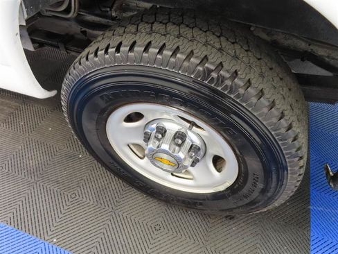 Used 2022 Chevrolet Express 3500 LS RWD image 7