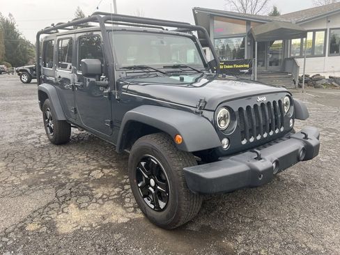 Used 2016 Jeep Wrangler Unlimited Sport w/ Power Convenience Group image 4