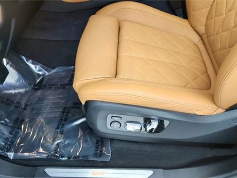 Used 2026 BMW X7 xDrive40i image 37