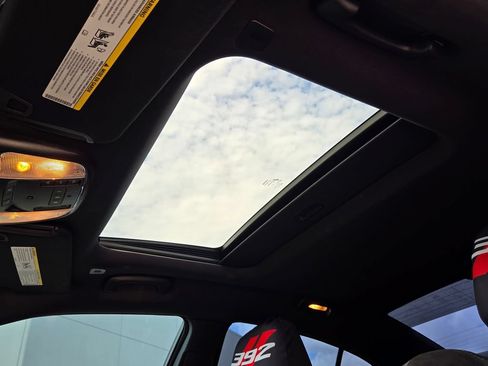 Used 2021 Dodge Charger Scat Pack RWD image 17