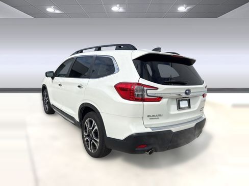 Used 2023 Subaru Ascent Touring image 3