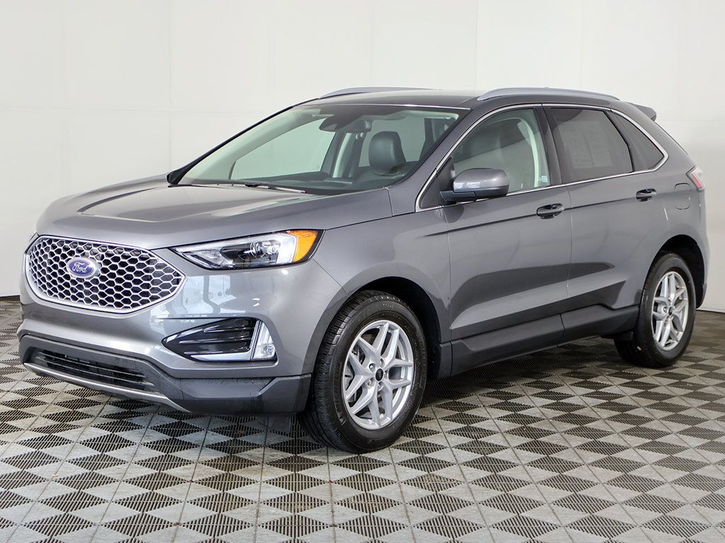 Used 2024 Ford Edge SEL w/ Convenience Package AWD/4WD image 8