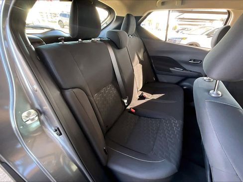 Certified 2024 Nissan Kicks SV image 18