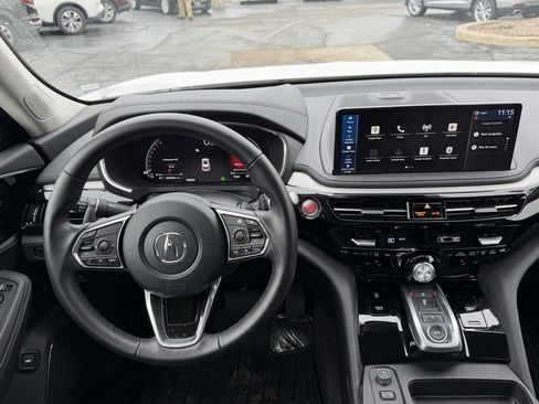 Certified 2025 Acura MDX SH-AWD image 15