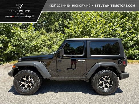 Used 2021 Jeep Wrangler Sport AWD/4WD image 1