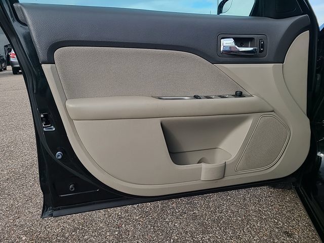 Used 2011 Ford Fusion Hybrid FWD image 11
